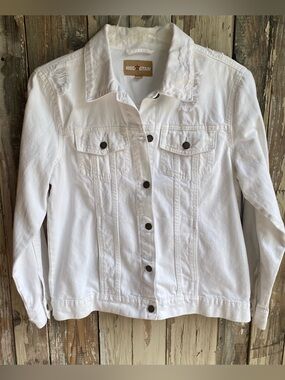 Red Star white denim jacket ripped distressed casual Cotten summer Medium